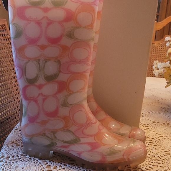 Rain boots